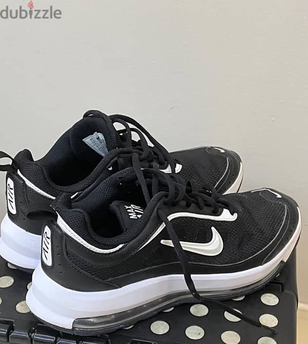 Nike Air shoes *original* 2