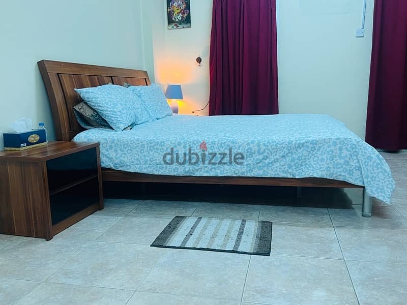 Fully Furnished Room for Rent 4