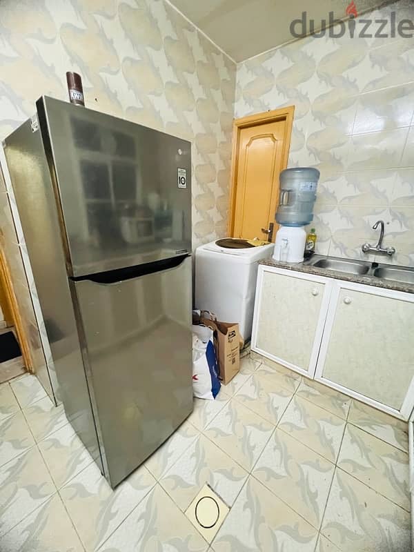 Fully Furnished Room for Rent 10