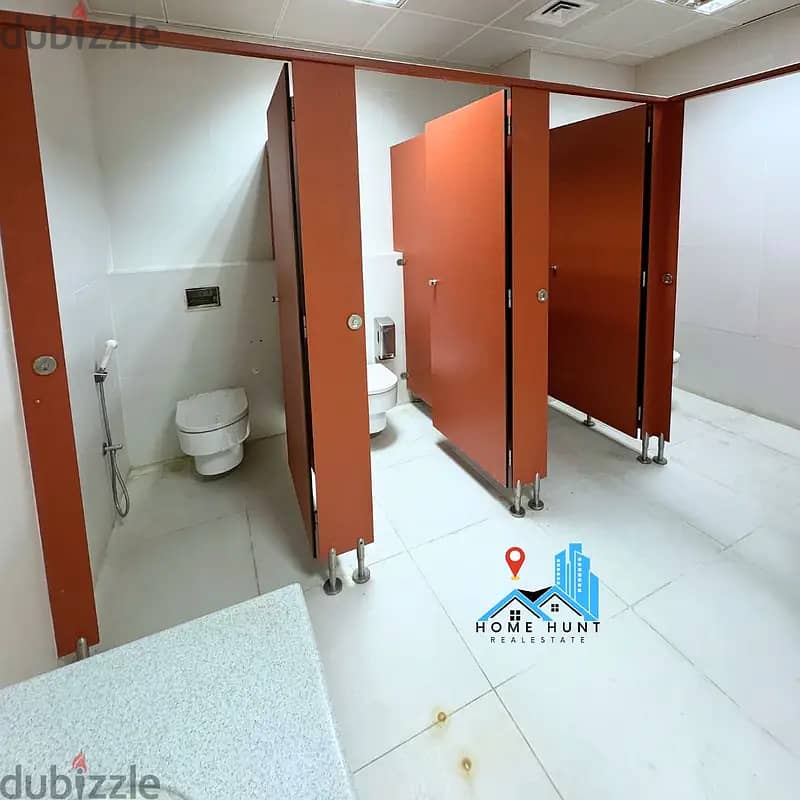 AL QURUM | SPACIOUS 1400 SQM COMMERCIAL SPACE IN PRIME LOATION 10