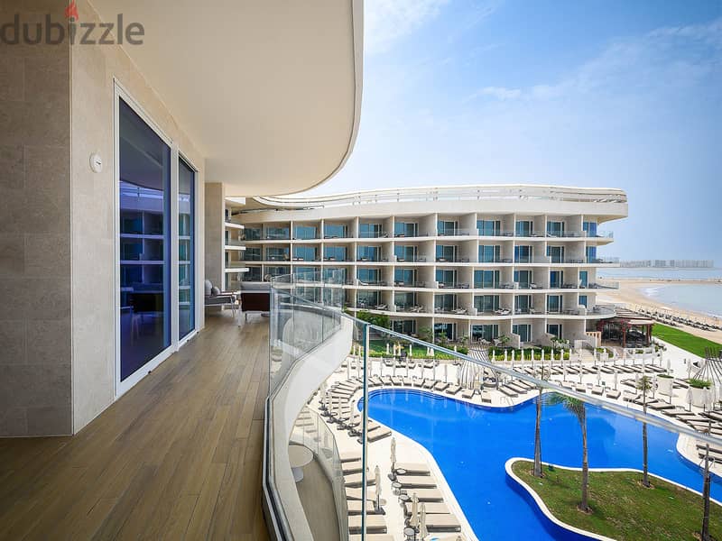 Exquisite 2-bedroom with direct sea view 8