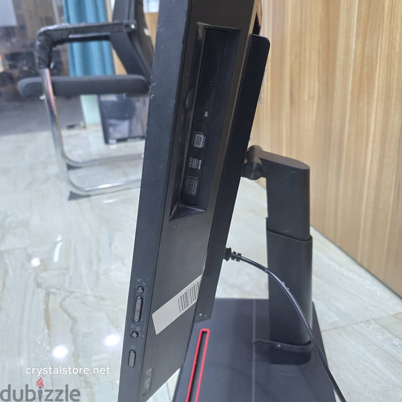 Computer Lenovo AIO i3, 4th, 8ram, 250ssd, 22 inch Touch Screen 10