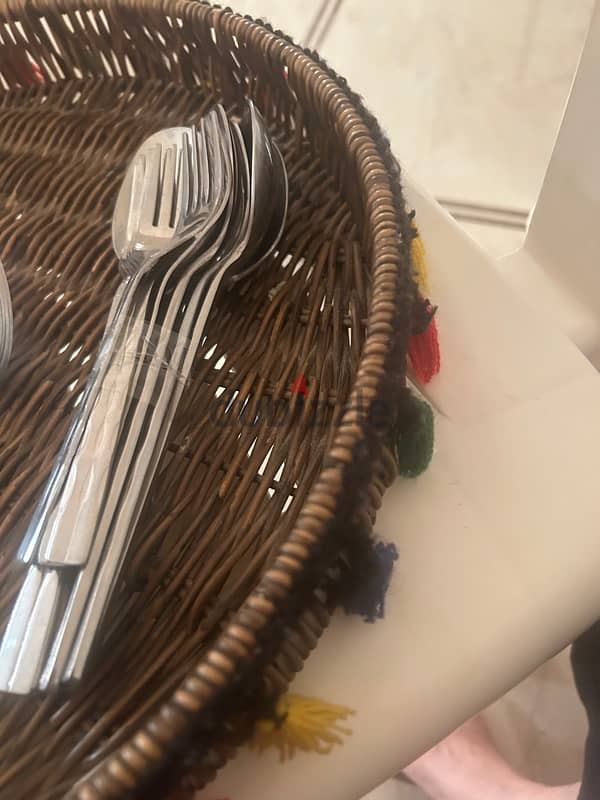 spoons, forks and butter knives 8