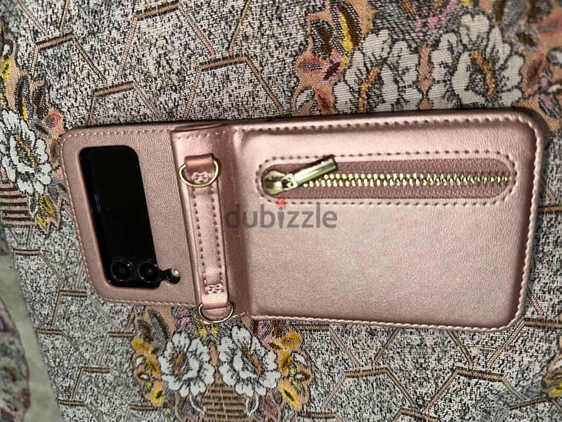 PERFECT CONDITION Z FLIP4 256gb… 3