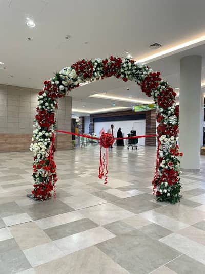 flower decorations of arch for rental