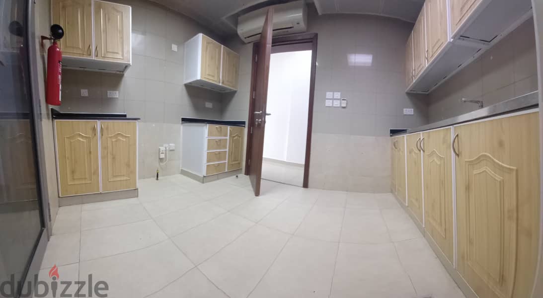 Step from Indian School: Beautiful 2BHK flat with FREE GAS 9