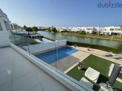 4BHK Villa with Lake View Al Mouj | فيلا 4 غرف للبيع مطلة على البحيرة