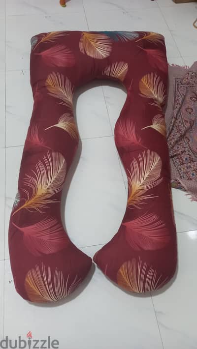 Premium Pregnancy Pillow  Almost New