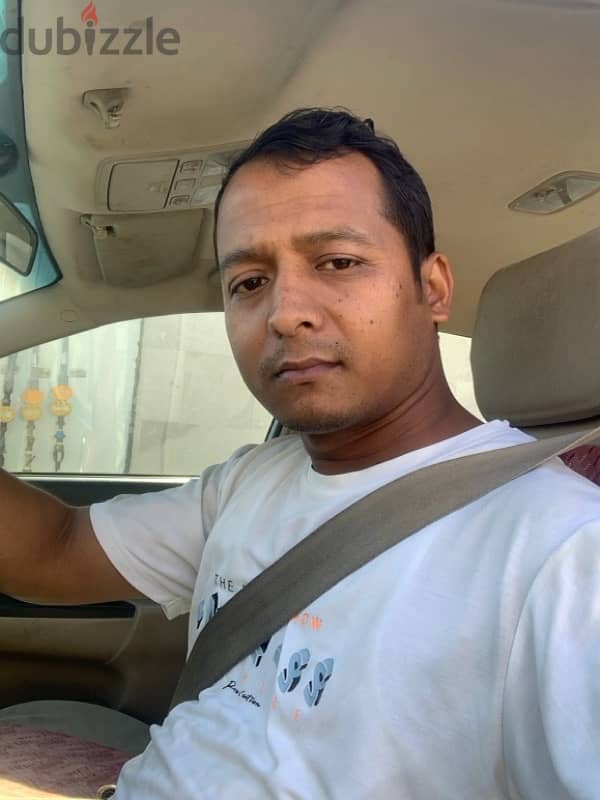 I am looking for a driving job. 2