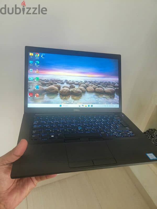 Dell 8th Generation - Laptop computers - 130708222