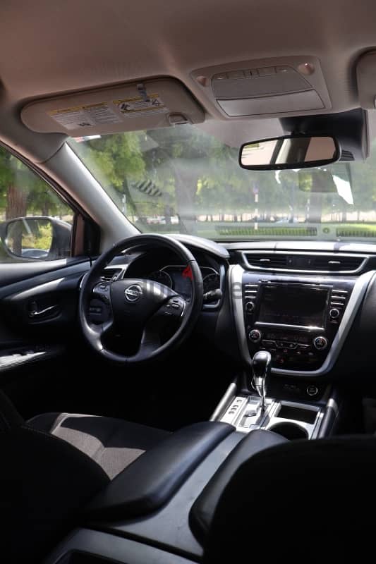 Nissan murano 2022 !! available for rent for only 20 rial 7
