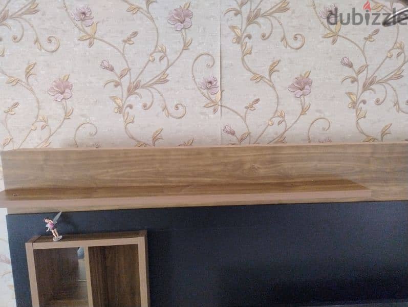 TV table for sale(without tv) 3