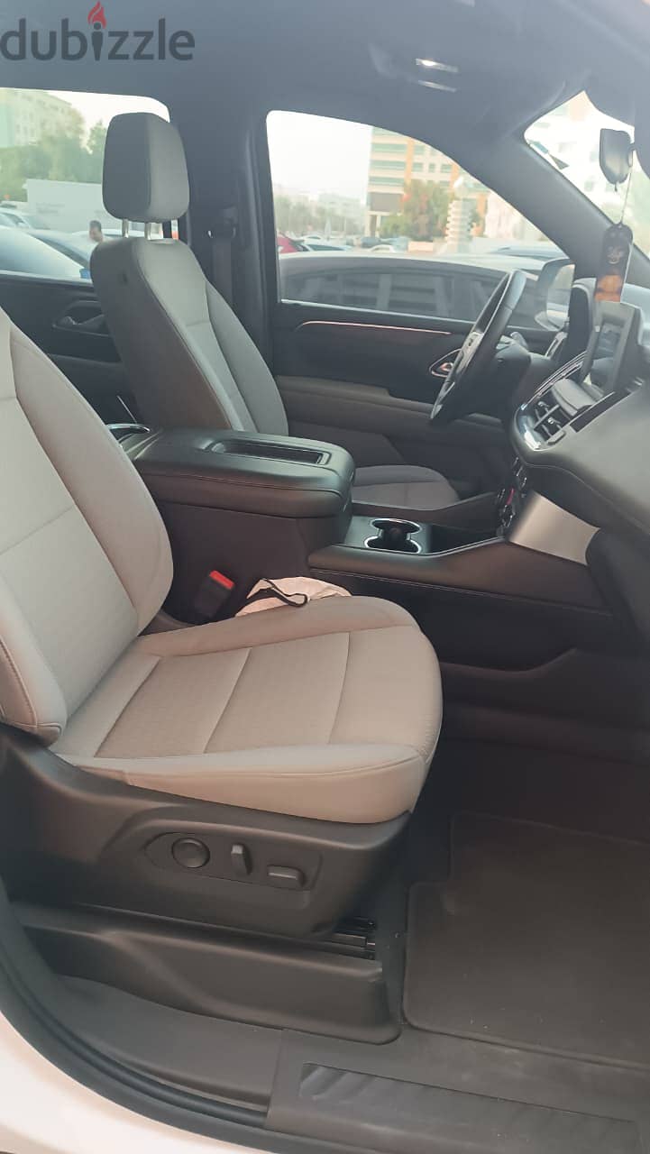 Cheap car rental Chevrolet Tahoe 5.3 V8 3