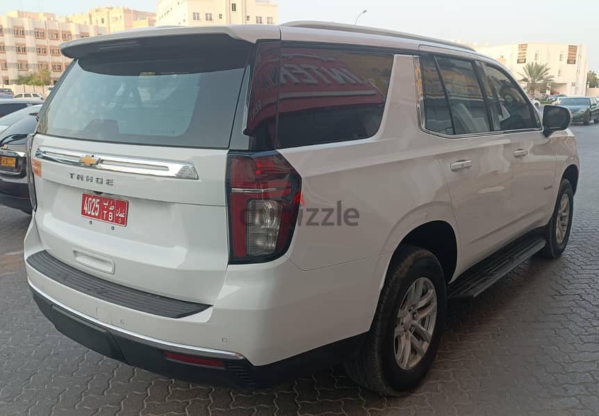 Cheap car rental Chevrolet Tahoe 5.3 V8 1