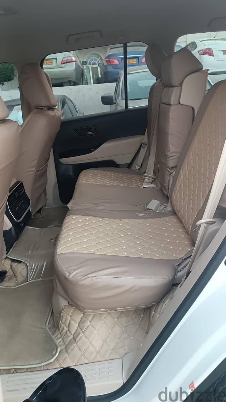 Cheap car rental Chevrolet Tahoe 5.3 V8 7
