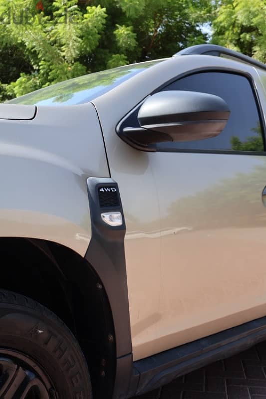 Renault duster 2021 !! 4WD for rent only for 17 rial . 2