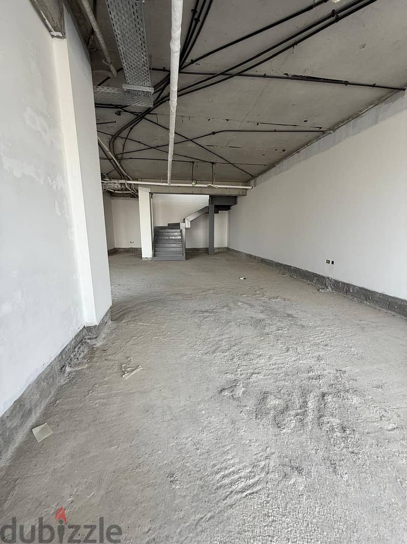 luxury shops in muscat hills two floor 6