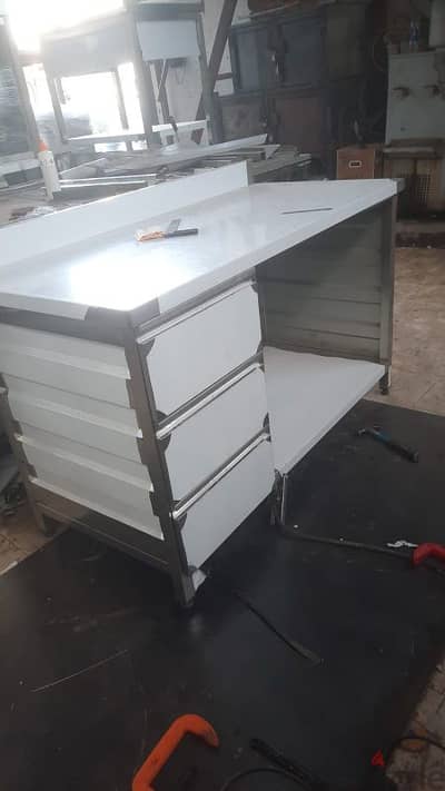 steel table sink  shelf