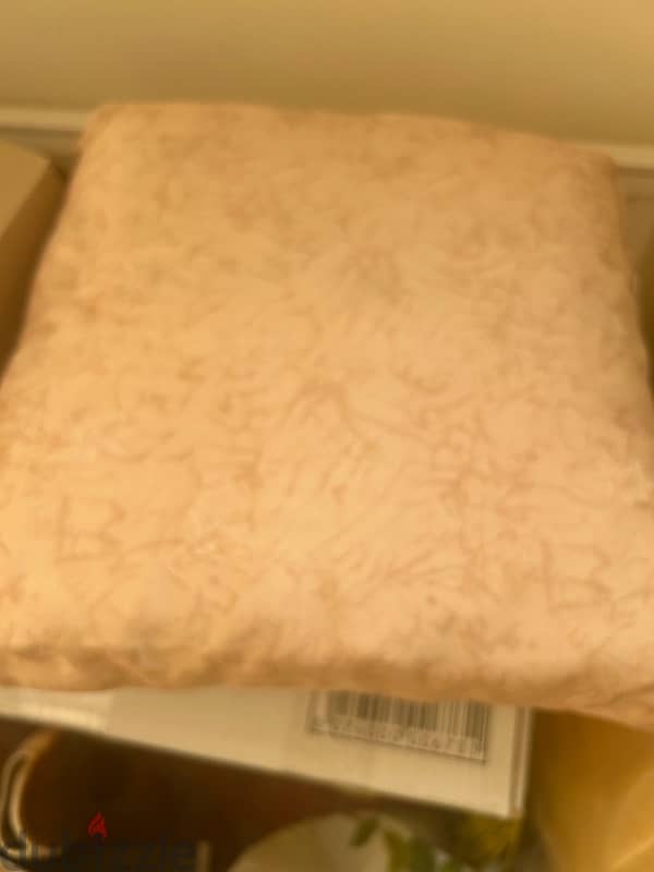 Dofferent items 3