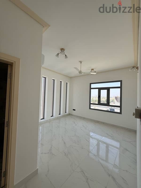2bhk luxury brand new in alkoud 6 8