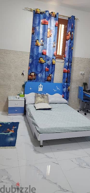 KIDS BEDROOM SET IN EXCELLENT CONDITION
