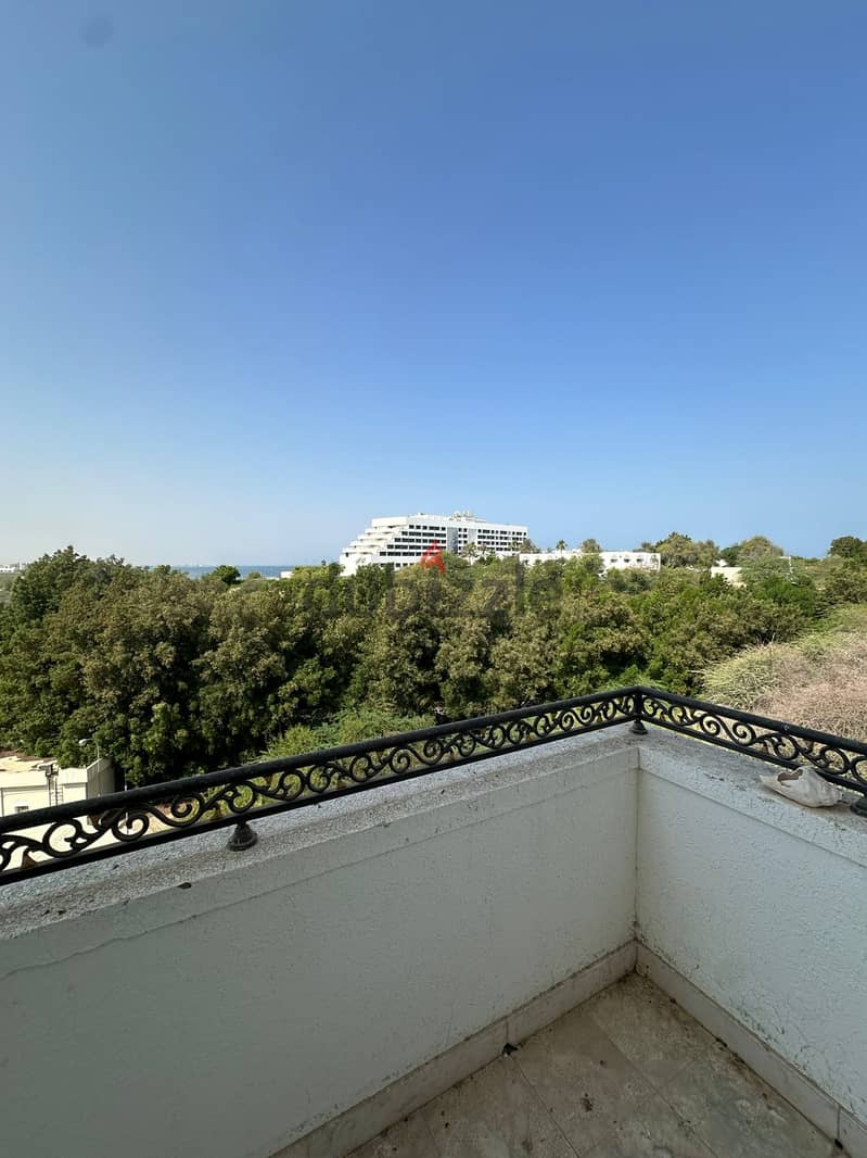 Villa For Rent Al Qurum فيلا للإيجار في القرم SR-RA--1095 3