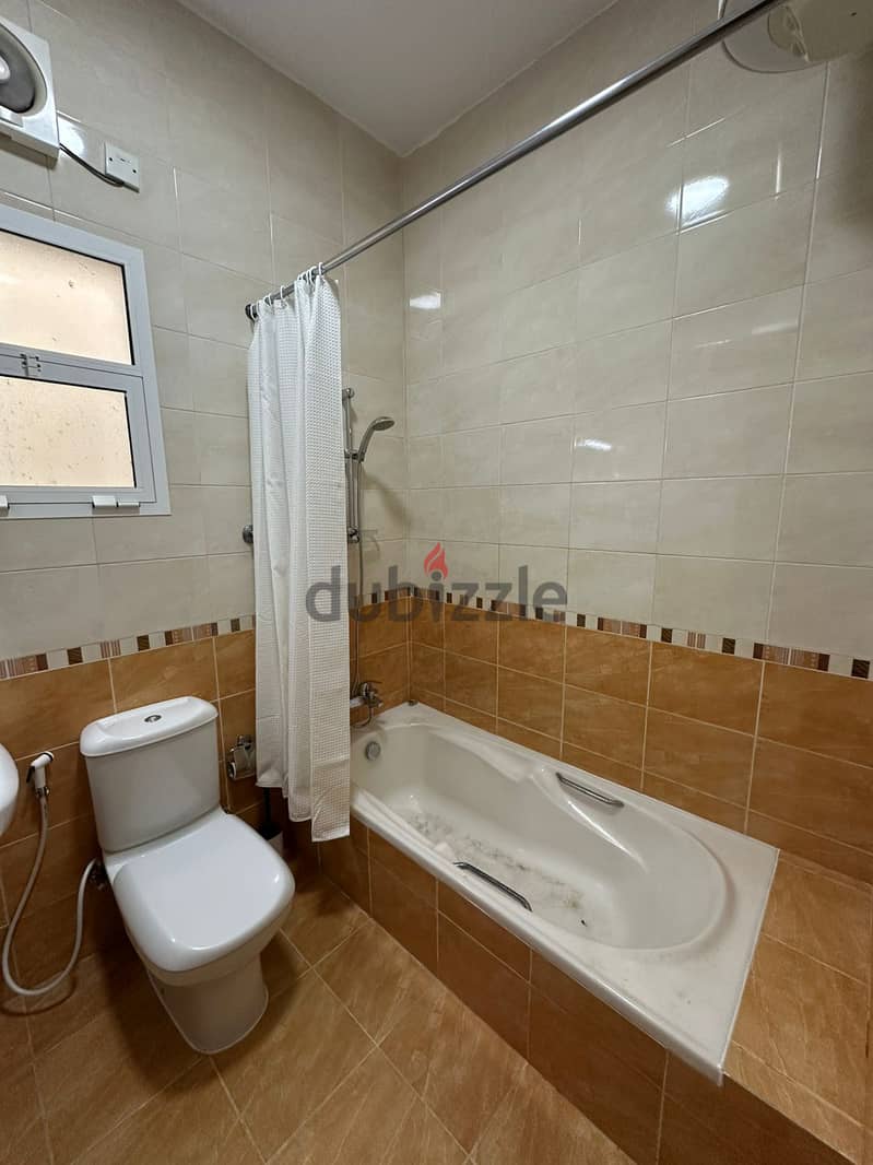 Villa For Rent Al Qurum فيلا للإيجار في القرم SR-RA--1095 18