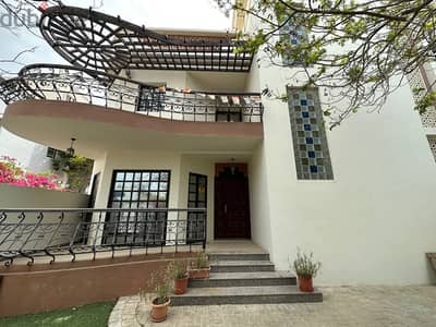 Commercial villa | specious | Azaiba