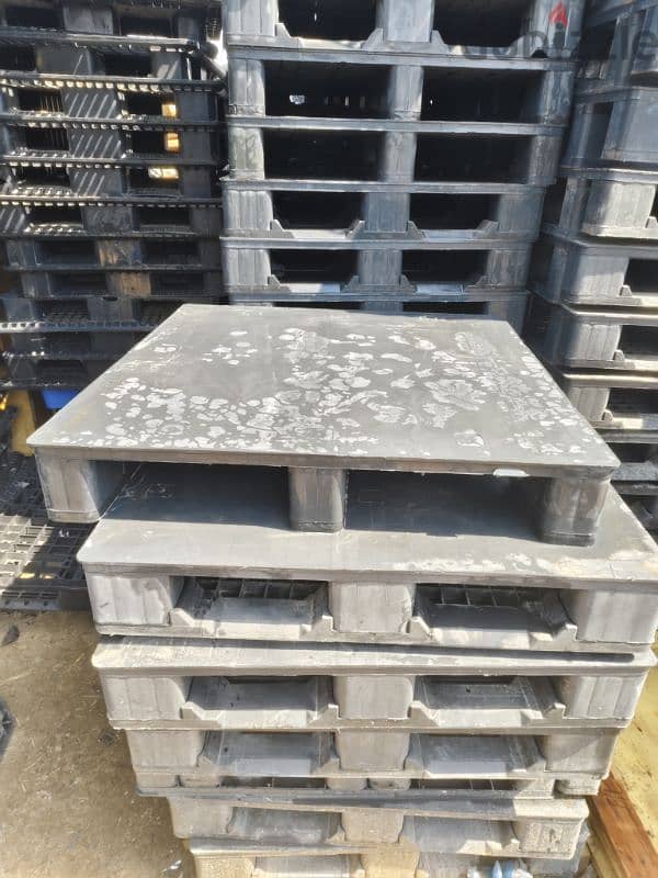 we have all types plastic and wooden pallets 1