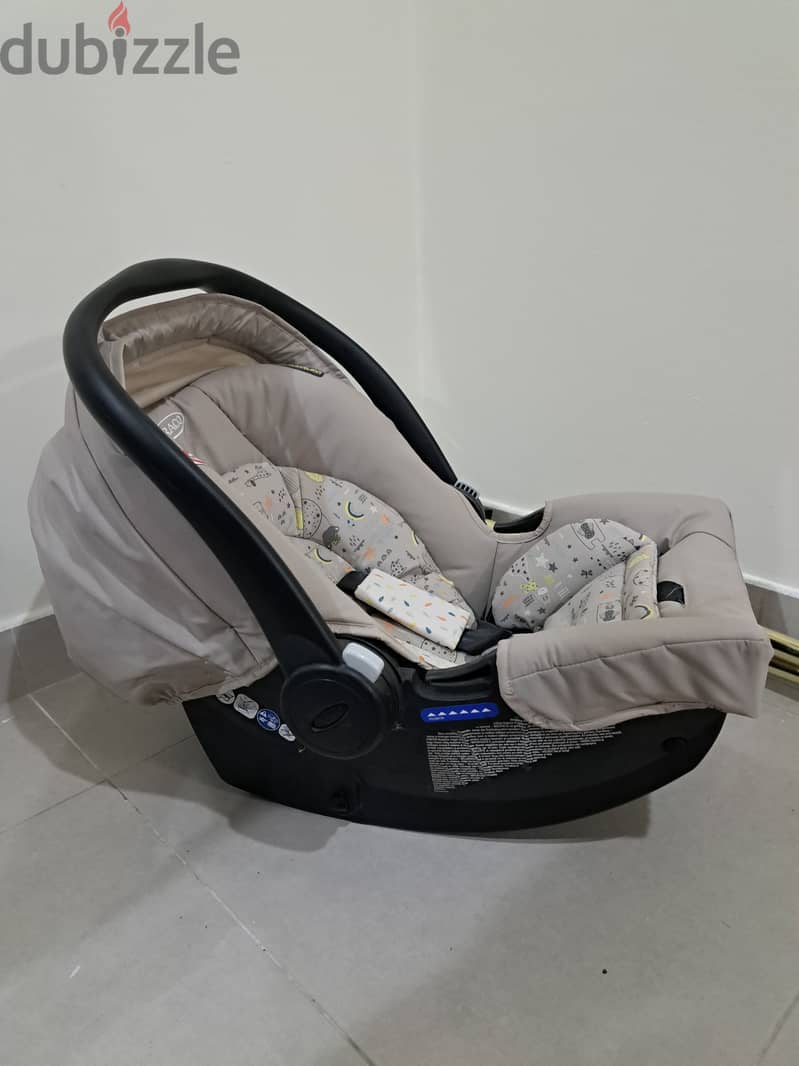 Graco stroller and car seat 3