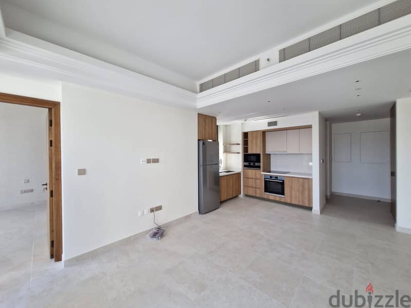 1 BR Majestic Apartment – Mandarin Residence in Shatti (Top Floor) 4