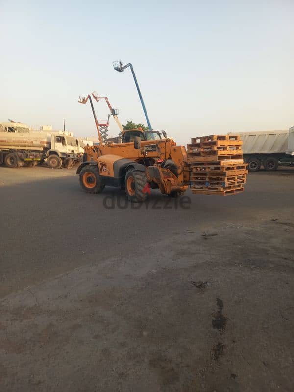 boom loader for rent 4