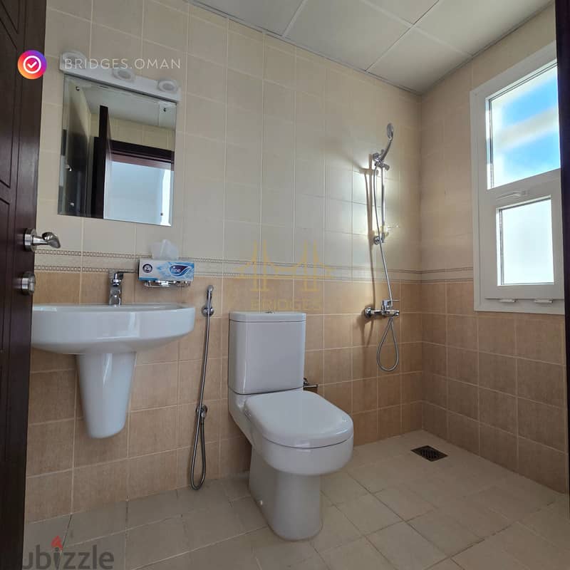 Elegant Luxury Villa for Rent in Sultan Qaboos City 7