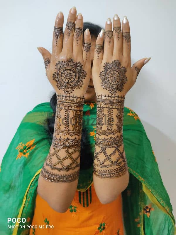 Henna Artist 1