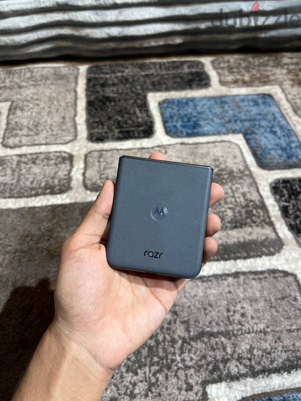 Motorola Razr 50 (256GB) for Sale or Exchange 3