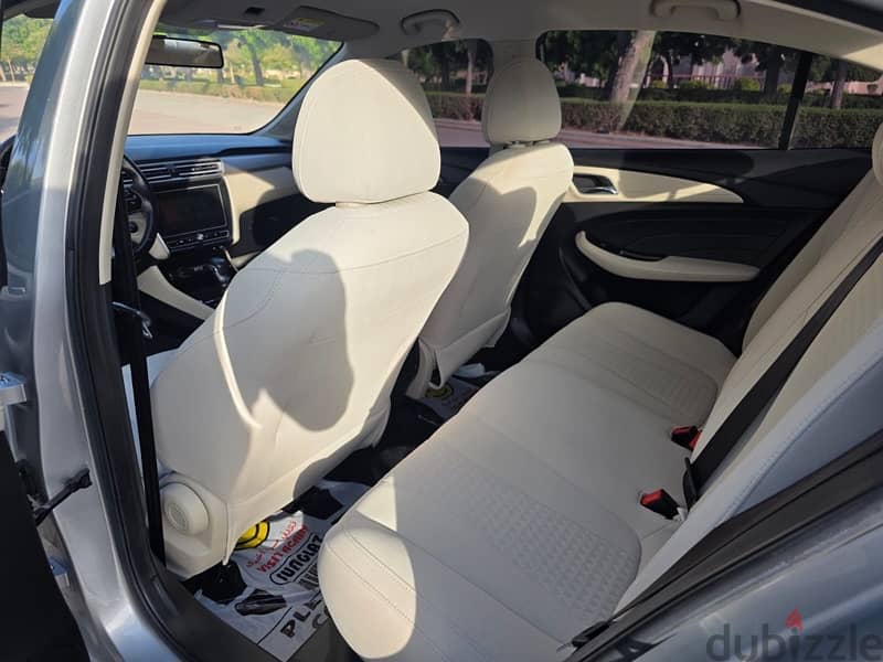 SPECIAL OFFER MG5 WITH A SCREEN FOR RENT MONTHLY 180 OMR 5