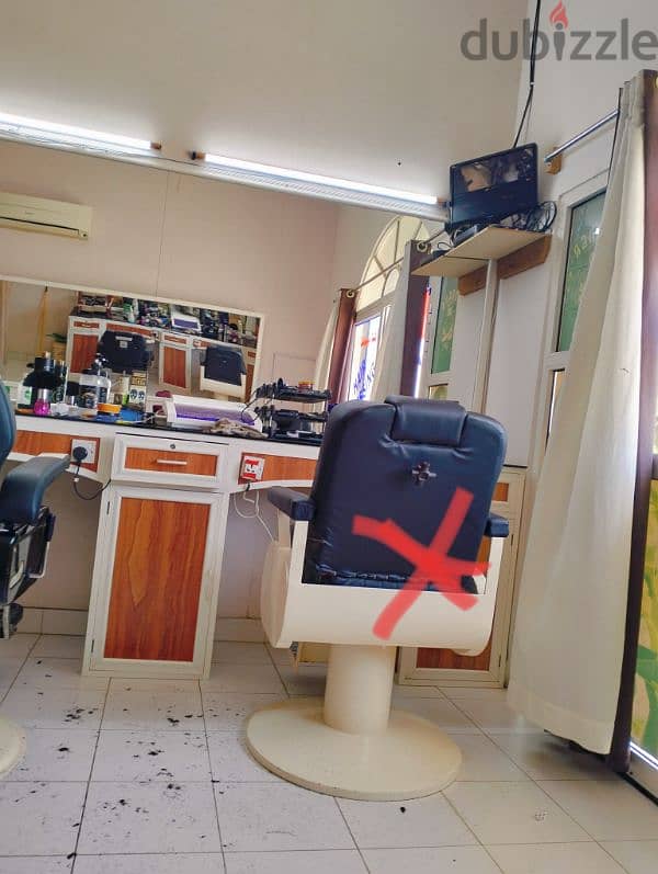 saloon counter 1