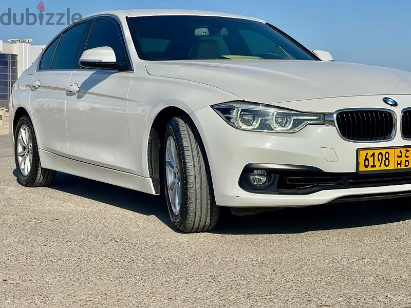 BMW 3-Series 201865191408156801122