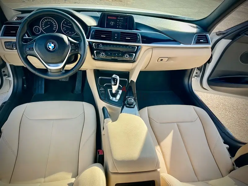 BMW 3-Series 201865191408156801126