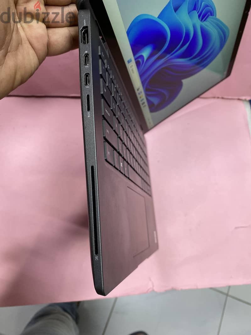 DELL X360 TOUCH SCREEN CORE i7 8GB RAM 512GB SSD 10th GENERATION 13