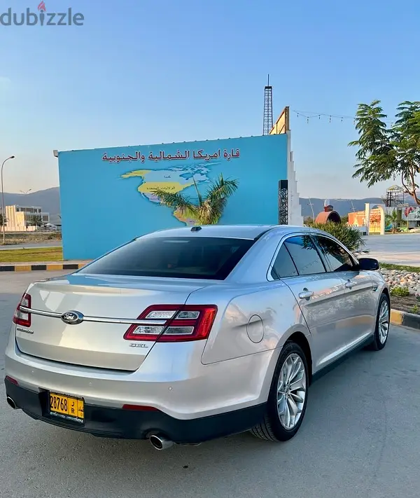 Ford Taurus 201664625161012482124