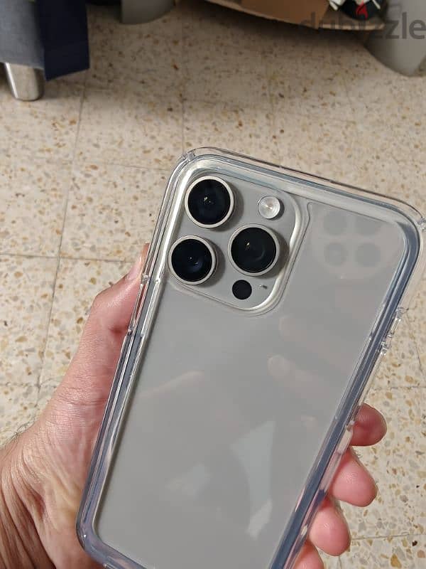 Apple iPhone 15 Pro Max TRA 256 GB Natural Titanium 2
