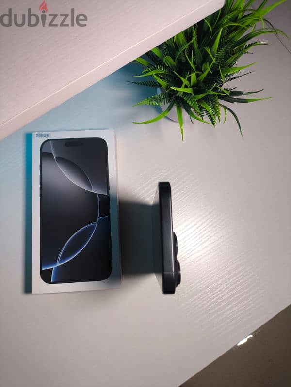 iPhone 16 pro max like new battery 100% 5