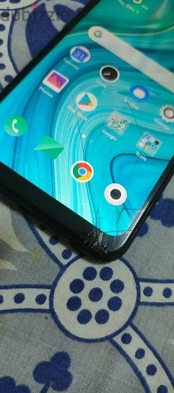 Pakistan PTA approved both sim 2gb 32gb small crack 1
