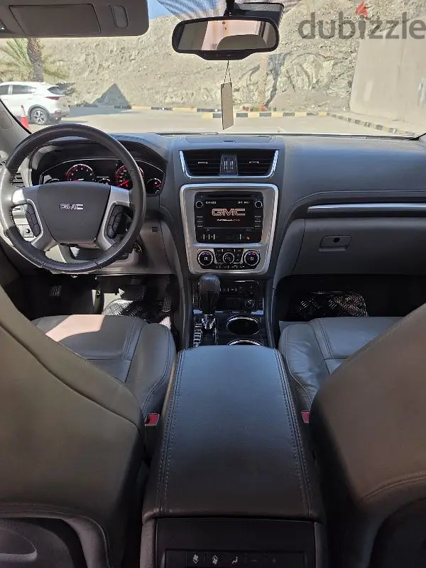 GMC Acadia 201664702240145538124