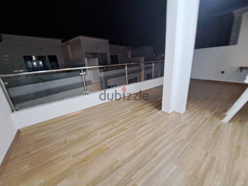 Amazing bran new villa in a compund inMadinate sulatan Qabous 14
