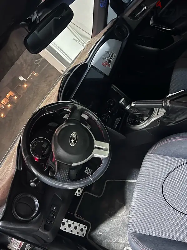 سوبارو BRZ 201364711927138051125