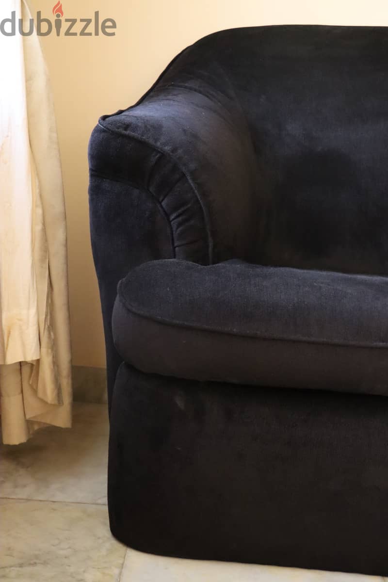 Used Sofa 2 Seater Black Fabric 4