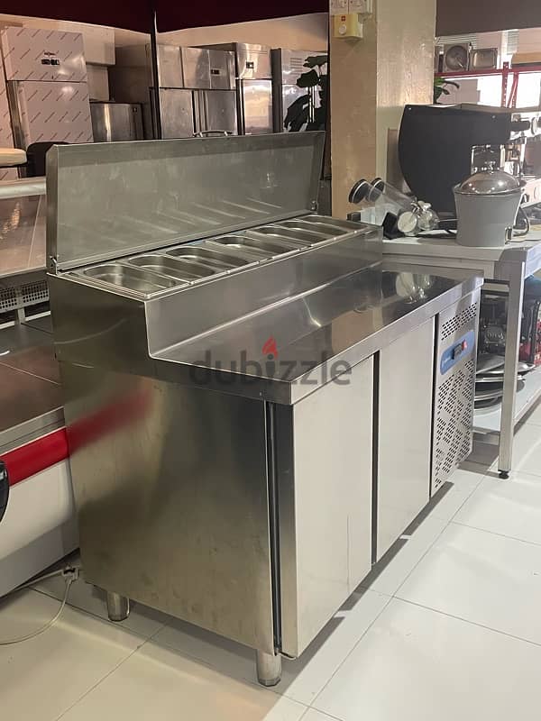 Table top chiller with salad bar 1