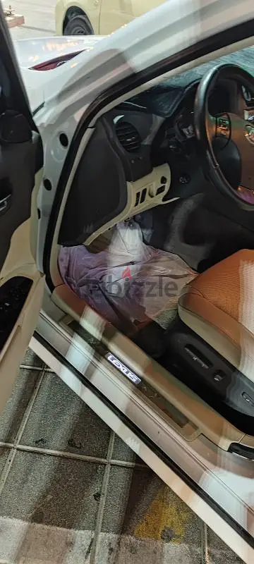 لكزس آي إس 300 لعام 201064739942526723125